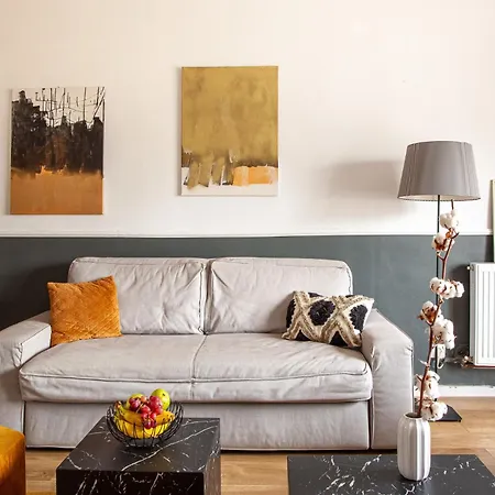 Oldtown Parliament Self Check In