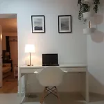 Oldtown Parliament Self Check In Apartment *