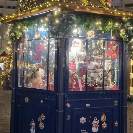 Oldtown Parliament Self Check In * Bucharest