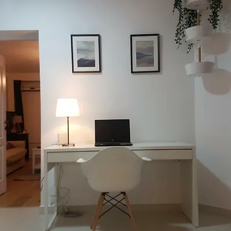 Oldtown Parliament Self Check In Apartment *