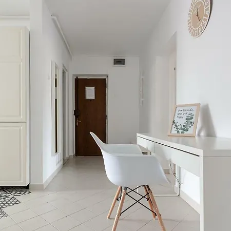 Oldtown Parliament Self Check In Appartement Boekarest