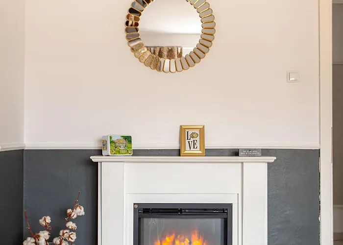 Oldtown Parliament Self Check In Apartment